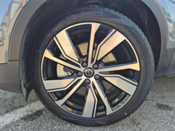 Photo 7 du bon plan VOLVO XC40 Recharge Twin AWD 408ch Pro EDT occasion à 33900 €