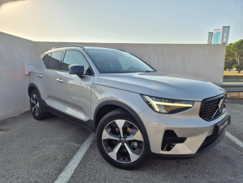 Photo 8 du bon plan VOLVO XC40 B3 163ch Ultra DCT 7 occasion à 37990 €