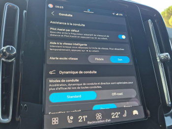 Photo 19 du bon plan VOLVO XC40 B3 163ch Ultra DCT 7 occasion à 37990 €