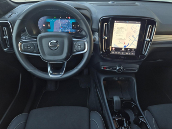 Photo 25 du bon plan VOLVO XC40 B3 163ch Ultra DCT 7 occasion à 37990 €