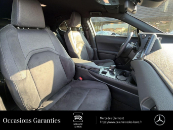 Photo 15 du bon plan LEXUS UX 300h 2WD MC25 occasion à 30900 €