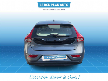 Photo 4 du bon plan VOLVO V40 T2 122ch Momentum Geartronic occasion à 12250 €