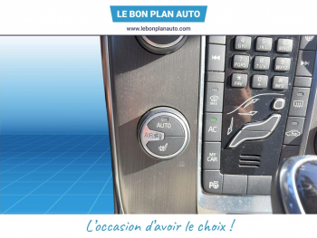 Photo 16 du bon plan VOLVO V40 T2 122ch Momentum Geartronic occasion à 12250 €