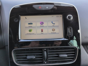 Photo 16 du bon plan RENAULT Clio 1.5 dCi 90ch energy Limited 5p occasion à 9479 €