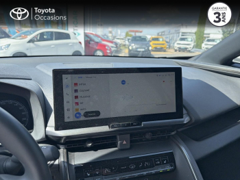 Photo 15 du bon plan TOYOTA C-HR 2.0 Hybride 200ch Design NG23 occasion à 28990 €