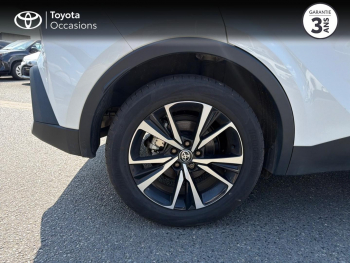 Photo 16 du bon plan TOYOTA C-HR 2.0 Hybride 200ch Design NG23 occasion à 28990 €