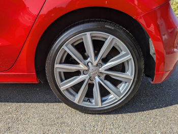 Photo 10 du bon plan AUDI A1 Sportback 1.2 TFSI 86ch Attraction occasion à 6990 €