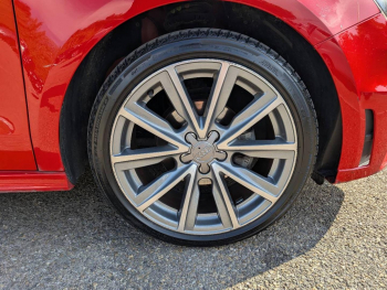 Photo 12 du bon plan AUDI A1 Sportback 1.2 TFSI 86ch Attraction occasion à 6990 €