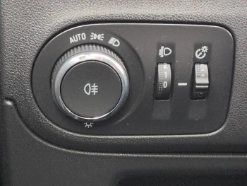 Photo 25 du bon plan OPEL Crossland X 1.2 Turbo 110ch Edition 6cv occasion à 12980 €