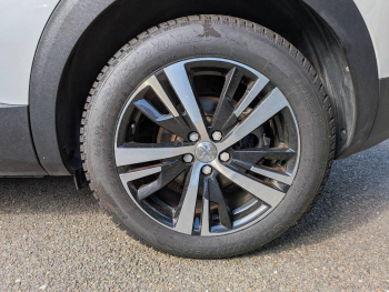Photo 10 du bon plan PEUGEOT 3008 1.5 BlueHDi 130ch S&S GT Line EAT8 occasion à 13980 €