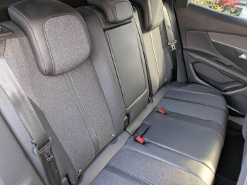 Photo 16 du bon plan PEUGEOT 3008 1.5 BlueHDi 130ch S&S GT Line EAT8 occasion à 13980 €