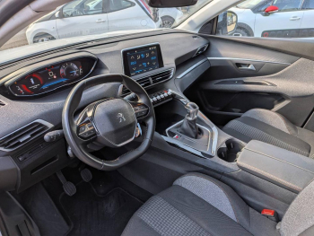 Photo 16 du bon plan PEUGEOT 5008 1.2 PureTech 130ch S&S Style occasion à 13980 €