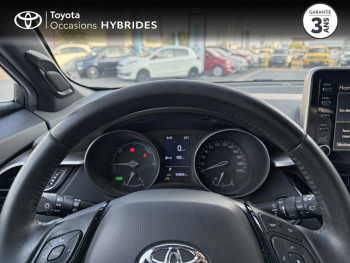 Photo 13 du bon plan TOYOTA C-HR 184h Distinctive 2WD E-CVT MC19 occasion à 20990 €