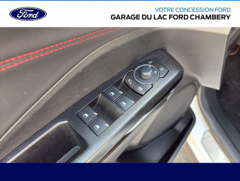 Photo 14 du bon plan FORD Puma 1.0 EcoBoost Hybrid 125ch ST-Line X S&S Powershift occasion à 25990 €