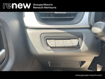 Photo 26 du bon plan RENAULT Captur 1.6 E-Tech hybride 145ch Equilibre occasion à 16490 €