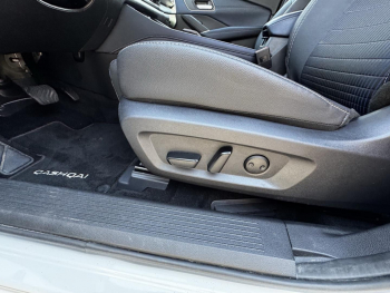 Photo 23 du bon plan NISSAN Qashqai e-POWER 190ch Tekna 2022 occasion à 27790 €