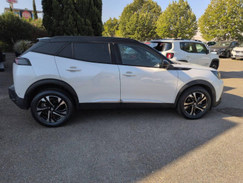 Photo 5 du bon plan PEUGEOT 2008 1.5 BlueHDi 110ch S&S GT occasion à 16979 €