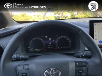 Photo 13 du bon plan TOYOTA C-HR 2.0 Hybride 200ch Design MY25 occasion à 30500 €