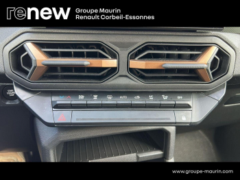Photo 23 du bon plan DACIA Duster 1.6 hybrid 140ch Extreme occasion à 23990 €
