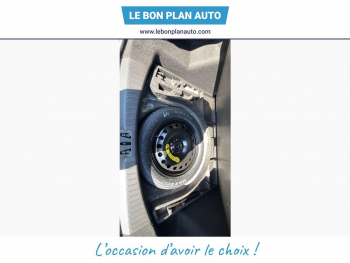 Photo 12 du bon plan FORD Kuga 1.5 TDCi 120ch Stop&Start Titanium 4x2 occasion à 13980 €