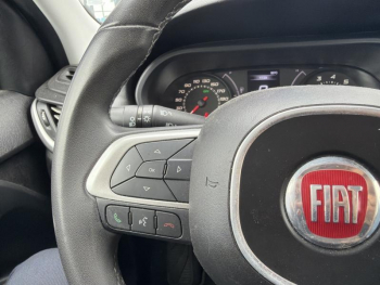 Photo 18 du bon plan FIAT Tipo 1.4 95ch Ligue 1 Conforama 2019 5p occasion à 10290 €