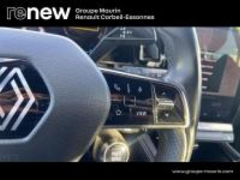 Photo 14 du bon plan RENAULT Austral 1.2 E-Tech full hybrid 200ch Techno occasion à 22790 €