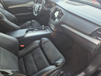 Photo 5 du bon plan VOLVO XC90 T8 AWD 303 + 87ch R-Design Geartronic occasion à 46290 €