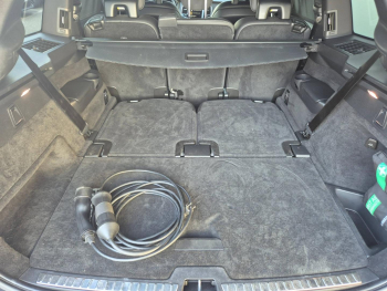 Photo 12 du bon plan VOLVO XC90 T8 AWD 303 + 87ch R-Design Geartronic occasion à 46290 €