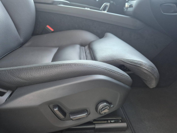 Photo 23 du bon plan VOLVO XC60 T6 Hybride Rechargeable 253 + 145ch Ultra Style Chrome Geartronic 8 AWD occasion à 49900 €