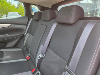 Photo 5 du bon plan NISSAN Qashqai 1.3 DIG-T 160ch N-Connecta DCT occasion à 16890 €