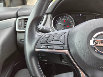 Photo 14 du bon plan NISSAN Qashqai 1.3 DIG-T 160ch N-Connecta DCT occasion à 16890 €