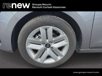 Photo 9 du bon plan RENAULT Clio 1.5 dCi 100ch Evolution - 25 occasion à 16390 €