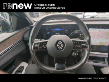 Photo 17 du bon plan RENAULT Megane E-Tech Electric EV60 220ch Iconic super charge occasion à 24999 €