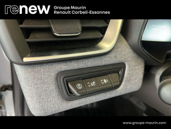 Photo 14 du bon plan RENAULT Clio 1.5 dCi 100ch Evolution - 25 occasion à 16390 €