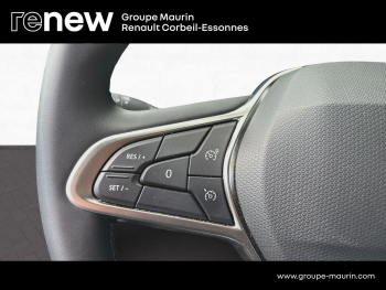 Photo 19 du bon plan RENAULT Clio 1.5 dCi 100ch Evolution - 25 occasion à 16390 €