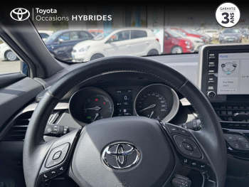 Photo 13 du bon plan TOYOTA C-HR 1.8 Hybride 122ch Dynamic E-CVT occasion à 21490 €