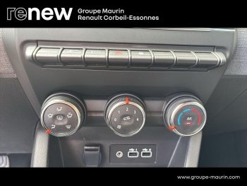 Photo 22 du bon plan RENAULT Clio 1.5 dCi 100ch Evolution - 25 occasion à 16390 €
