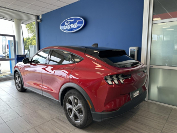 Photo 9 du bon plan FORD Mustang Mach-E 269ch Standard Range 76kWh Mach-E Propulsion occasion à 34980 €