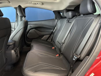 Photo 15 du bon plan FORD Mustang Mach-E 269ch Standard Range 76kWh Mach-E Propulsion occasion à 34980 €
