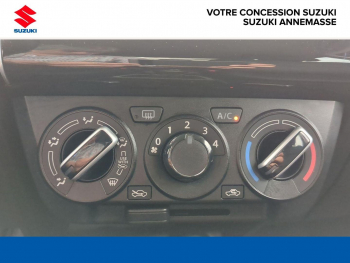 Photo 19 du bon plan SUZUKI Swift 1.2 Dualjet Hybrid 83ch Privilège AllGrip occasion à 15490 €