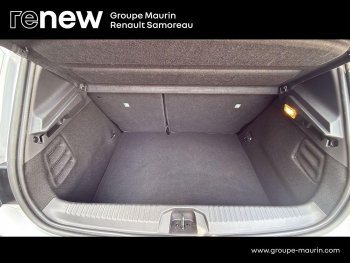 Photo 9 du bon plan RENAULT Clio 1.6 E-Tech hybride 145ch Evolution occasion à 16500 €