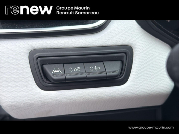 Photo 18 du bon plan RENAULT Clio 1.6 E-Tech hybride 145ch Evolution occasion à 16500 €