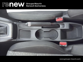 Photo 25 du bon plan RENAULT Clio 1.6 E-Tech hybride 145ch Evolution occasion à 16500 €