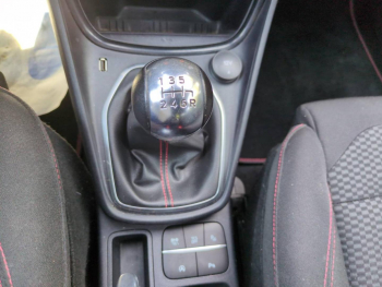Photo 11 du bon plan FORD Puma 1.0 EcoBoost Hybrid 125ch ST-Line S&S occasion à 18990 €