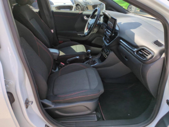 Photo 18 du bon plan FORD Puma 1.0 EcoBoost Hybrid 125ch ST-Line S&S occasion à 18990 €