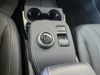 Photo 7 du bon plan FORD Mustang Mach-E 269ch Standard Range 72,6kWh Mach-E Propulsion occasion à 34700 €