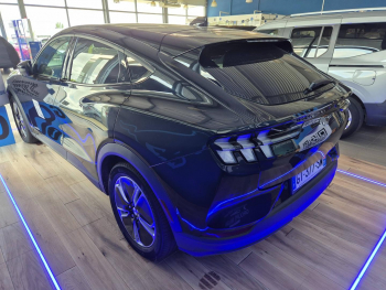 Photo 18 du bon plan FORD Mustang Mach-E 269ch Standard Range 72,6kWh Mach-E Propulsion occasion à 34700 €