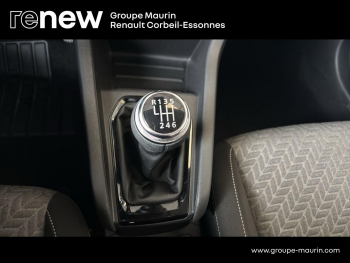 Photo 27 du bon plan RENAULT Clio 1.0 TCe 100ch Evolution GPL occasion à 12990 €