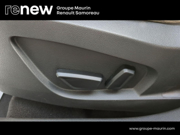 Photo 20 du bon plan RENAULT Captur 1.5 Blue dCi 115ch Initiale Paris EDC occasion à 17900 €