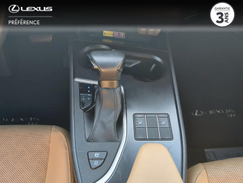 Photo 9 du bon plan LEXUS UX 250h Luxe 2WD occasion à 30990 €